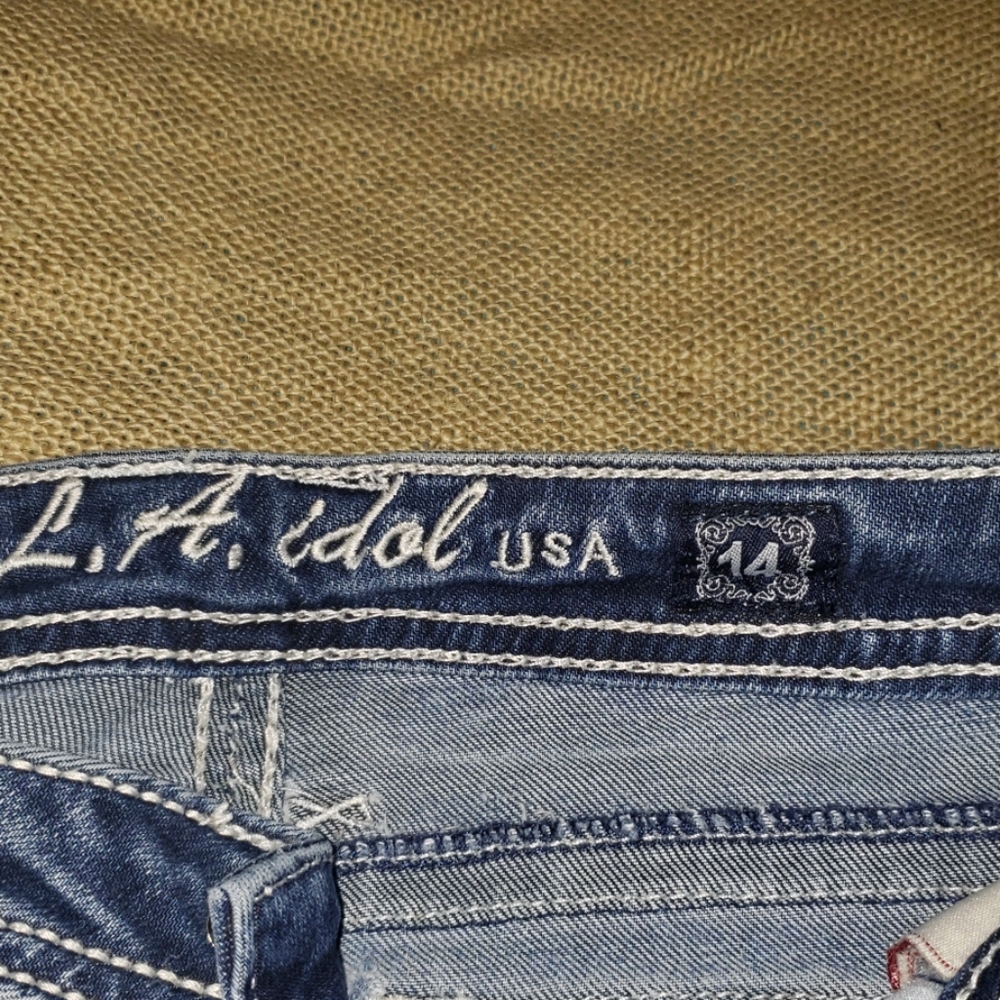 Jeans - Picture 5 of 5